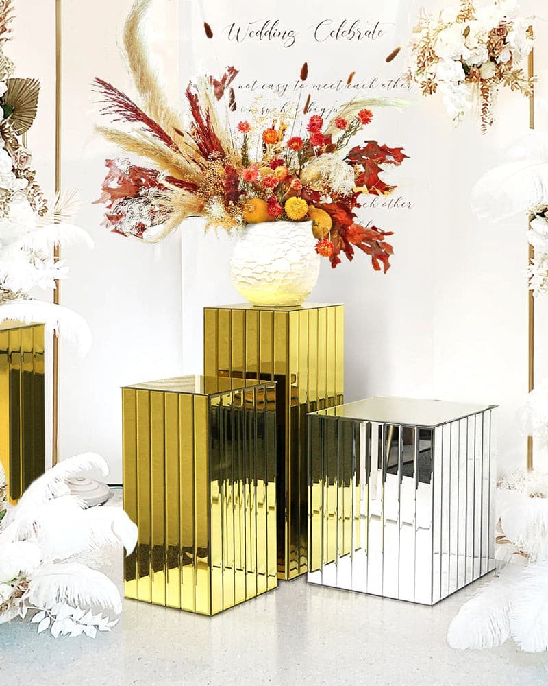Segmented Mirror Glass Column | Rental